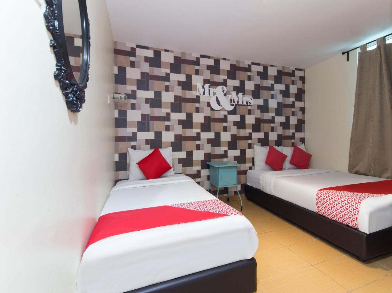 Oyo 604 Hotel Est Equine Park Seri Kembangan Εξωτερικό φωτογραφία